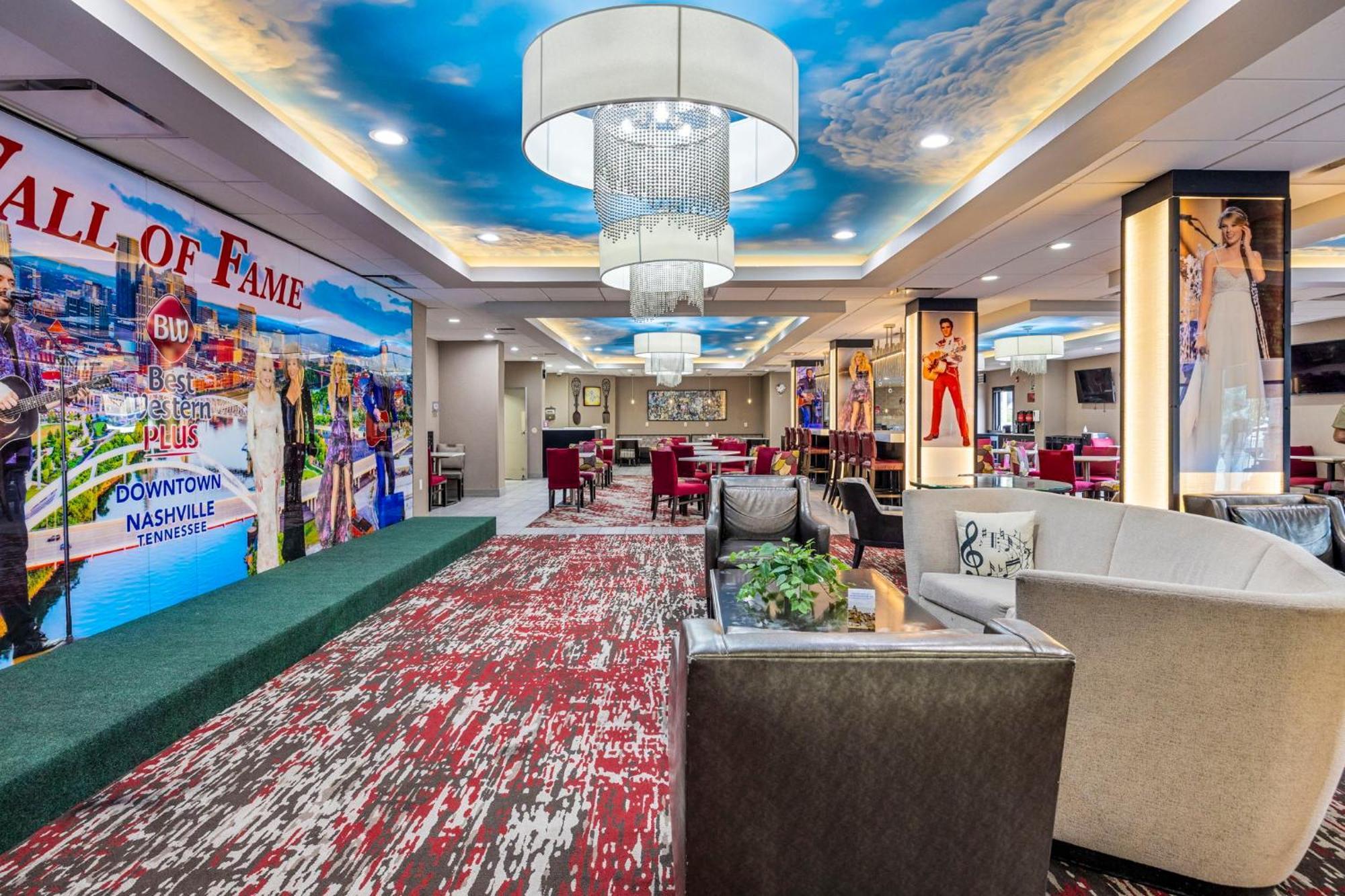 Western Downtown Music Row Hotel 3*